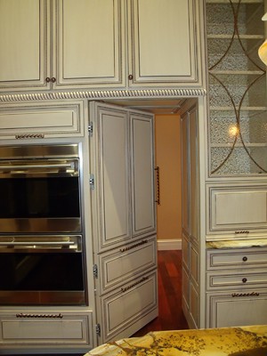 Concealed Pantry Door Made to Match Cabinets